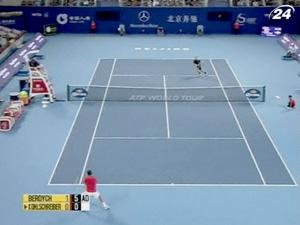 Теннисист Томаш Бердых обыграл Филиппа Кольшрайбера