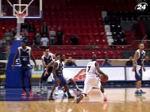 "Донецьк" програв другий матч на старті сезону "Донецьк" програв другий матч на старті сезону