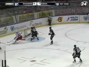 "Рейнджрес" Руслана Федотенко начали сезон с поражения "Рейнджрес" Руслана Федотенко начали сезон с поражения