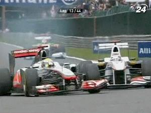 Руководитель McLaren подбодрил Льюиса Хэмилтона