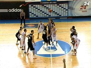 Баскетбол: "Днепр-Азот" и "Донецк" провели на паркете дополнительных 10 минут