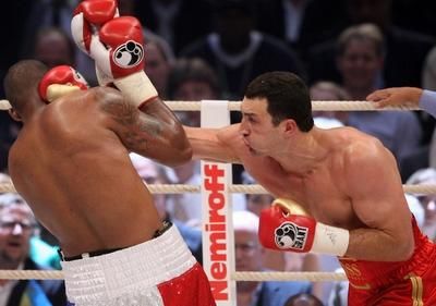 Официальным претендентом на бой с Кличко стал Томпсон Официальным претендентом на бой с Кличко стал Томпсон