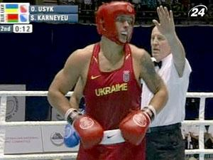 Боксера Александра Усика признали лучшим спортсменом октября