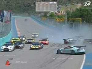 Сразу 5 экипажей завершили заключительную гонку чемпионата FIA GT в Аргентине Сразу 5 экипажей завершили заключительную гонку чемпионата FIA GT в Аргентине