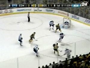 "Бостон Брюинз" выиграли четвертый матч подряд "Бостон Брюинз" выиграли четвертый матч подряд