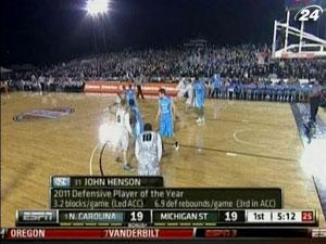 Баскетбол: команды студенческой Лиги сыграли матч на авианосце