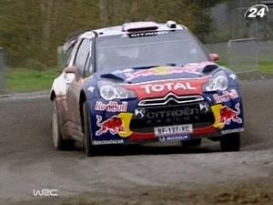 Себастьян Льоб потрапив в аварію між допами Себастьян Льоб потрапив в аварію між допами