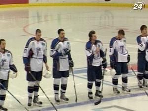 ВХЛ: "Донбасс" снова забросил сопернику 8 шайб ВХЛ: "Донбасс" снова забросил сопернику 8 шайб