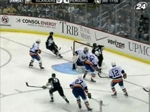 Кросбі набрав 4 очки, повернувшись у гру після 10-місячної паузи Кросбі набрав 4 очки, повернувшись у гру після 10-місячної паузи