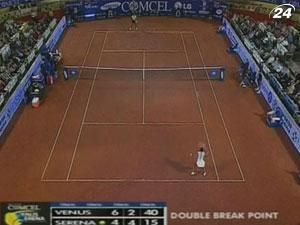 Теннис: Винус Уильямс вернулась на корт