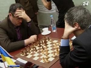 Шахматы: Иванчук сыграл вничью с Гельфандом