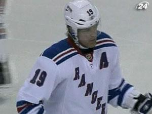 Руслан Федотенко забросил четвертую шайбу в сезоне