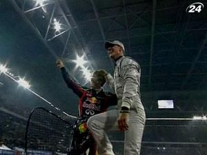 Себастьян Феттель второй раз подряд завоевал звание "Гонщик года" Себастьян Феттель второй раз подряд завоевал звание "Гонщик года"