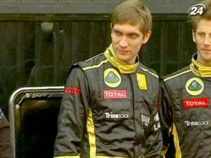 Віталій Петров остаточно втратив місце пілота Lotus Renault