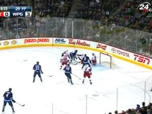 Хоккей: "Каролина" украинца Поникаровского снова проиграла