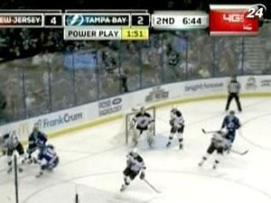 "Тампа-Бей" утретє поспіль програла "Нью-Джерсі" "Тампа-Бей" утретє поспіль програла "Нью-Джерсі"