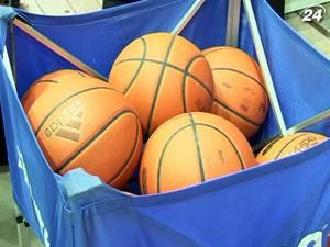 Україна залишилась єдиним претендентом на проведення "Євробаскету" Україна залишилась єдиним претендентом на проведення "Євробаскету"