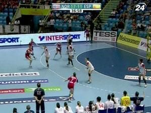 Норвегия уверенно пробилась в финал соревнований по гандболу Норвегия уверенно пробилась в финал соревнований по гандболу