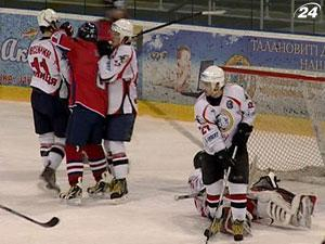 Хоккей: "Беркут" поиздевался над "Гайдамаками"