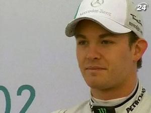 Ferrari подтвердила интерес к Роберту Кубице и Нико Росбергу Ferrari подтвердила интерес к Роберту Кубице и Нико Росбергу