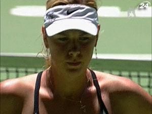 Шарапова пропустить перший турнір нового року у Брісбені Шарапова пропустить перший турнір нового року у Брісбені