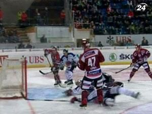 Ризьке "Динамо" відкрило хокейний турнір розгромом "Клотен Флаєрс" Ризьке "Динамо" відкрило хокейний турнір розгромом "Клотен Флаєрс"