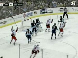 "Каролина" уступила "Питтсбург Пингвинс" в рамках NHL