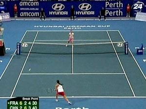 Теннис: Франция со счетом 2:1 переиграла сборную Китая