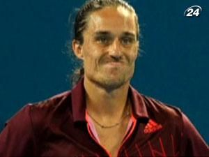 Долгополов пробился в полуфинал теннисного турнира в Брисбене