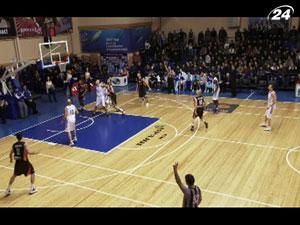 "Одесса" поднялась на четвертое место турнирной таблицы "Одесса" поднялась на четвертое место турнирной таблицы