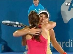 Агнешка Радванська вперше за 5 років здолала Каролін Возняцкі Агнешка Радванська вперше за 5 років здолала Каролін Возняцкі