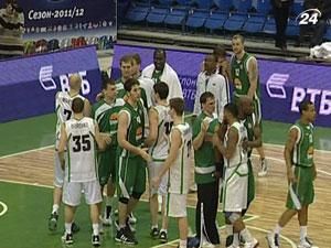 "Будівельник" на останніх секундах втратив перемогу над УНІКСом "Будівельник" на останніх секундах втратив перемогу над УНІКСом