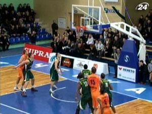 Баскетбол: 32 очки Соломона не допомогли "мавпам" здолати "Київ" Баскетбол: 32 очки Соломона не допомогли "мавпам" здолати "Київ"