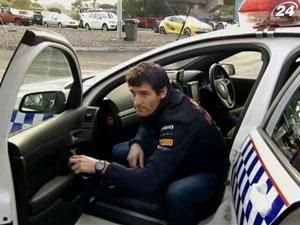 Марк Веббер повернувся на базу команди після канікул Марк Веббер повернувся на базу команди після канікул