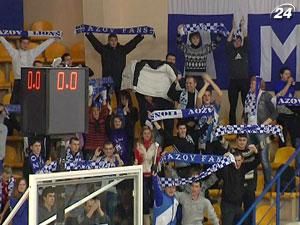 "Азовмаш" принес "Будивельныку" первое поражение в 2012 году "Азовмаш" принес "Будивельныку" первое поражение в 2012 году