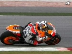 Педросі важко пілотувати мотоцикл з об’ємом двигуна 1000 куб. см Педросі важко пілотувати мотоцикл з об’ємом двигуна 1000 куб. см