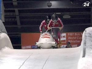 Келли Хамфрис одержала победу на Кубке мира по бобслею Келли Хамфрис одержала победу на Кубке мира по бобслею