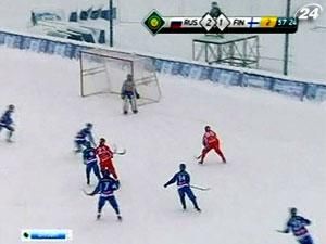 Хокей з м'ячем: Росія всьоме поспіль пробилась до фіналу 
