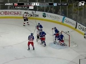 Хокейна команда Понікаровського переграла команду Федотенка Хокейна команда Понікаровського переграла команду Федотенка