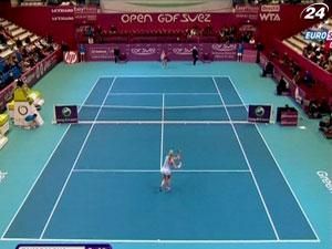 Теніс: Закопалова і Парментьє - учасниці другого раунду Open GDF SUEZ