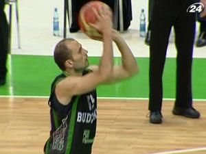 "Будівельник" шукатиме заміну Роландасу Алієву "Будівельник" шукатиме заміну Роландасу Алієву