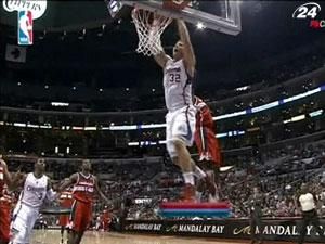 "Клипперс" вернулись домой после 6 подряд выездных матчей "Клипперс" вернулись домой после 6 подряд выездных матчей