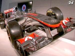 Перегони: Льюїс Хемілтон розкритикував новий болід MP4-27 Перегони: Льюїс Хемілтон розкритикував новий болід MP4-27