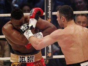 Кличко-Чізора. Перемога 40-річного українця без нокауту Кличко-Чізора. Перемога 40-річного українця без нокауту