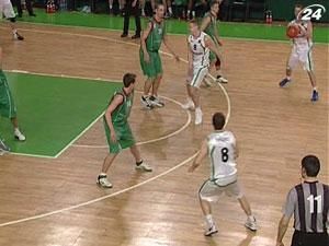 "Будівельник" з різницею у 43 очки розгромив "ФЕРРО-ЗНТУ" "Будівельник" з різницею у 43 очки розгромив "ФЕРРО-ЗНТУ"