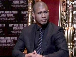 Мейвезер и Котто встретились в театре "Аполло" Мейвезер и Котто встретились в театре "Аполло"