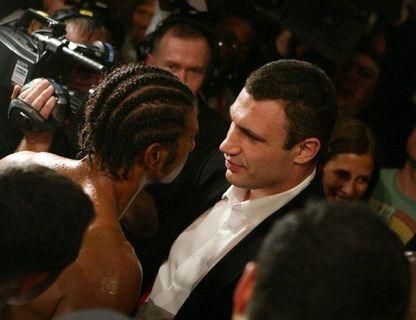 Кличко боксуватиме з Хеєм в грудні Кличко боксуватиме з Хеєм в грудні