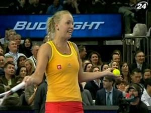 Шарапова зіграла проти хлопця Возняцкі Шарапова зіграла проти хлопця Возняцкі