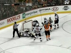 "Бостон" потерпел третье поражение подряд "Бостон" потерпел третье поражение подряд