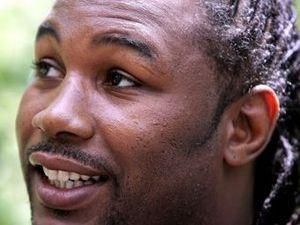 Льюис обвиняет Кличко в "загребании бабок" Льюис обвиняет Кличко в "загребании бабок"